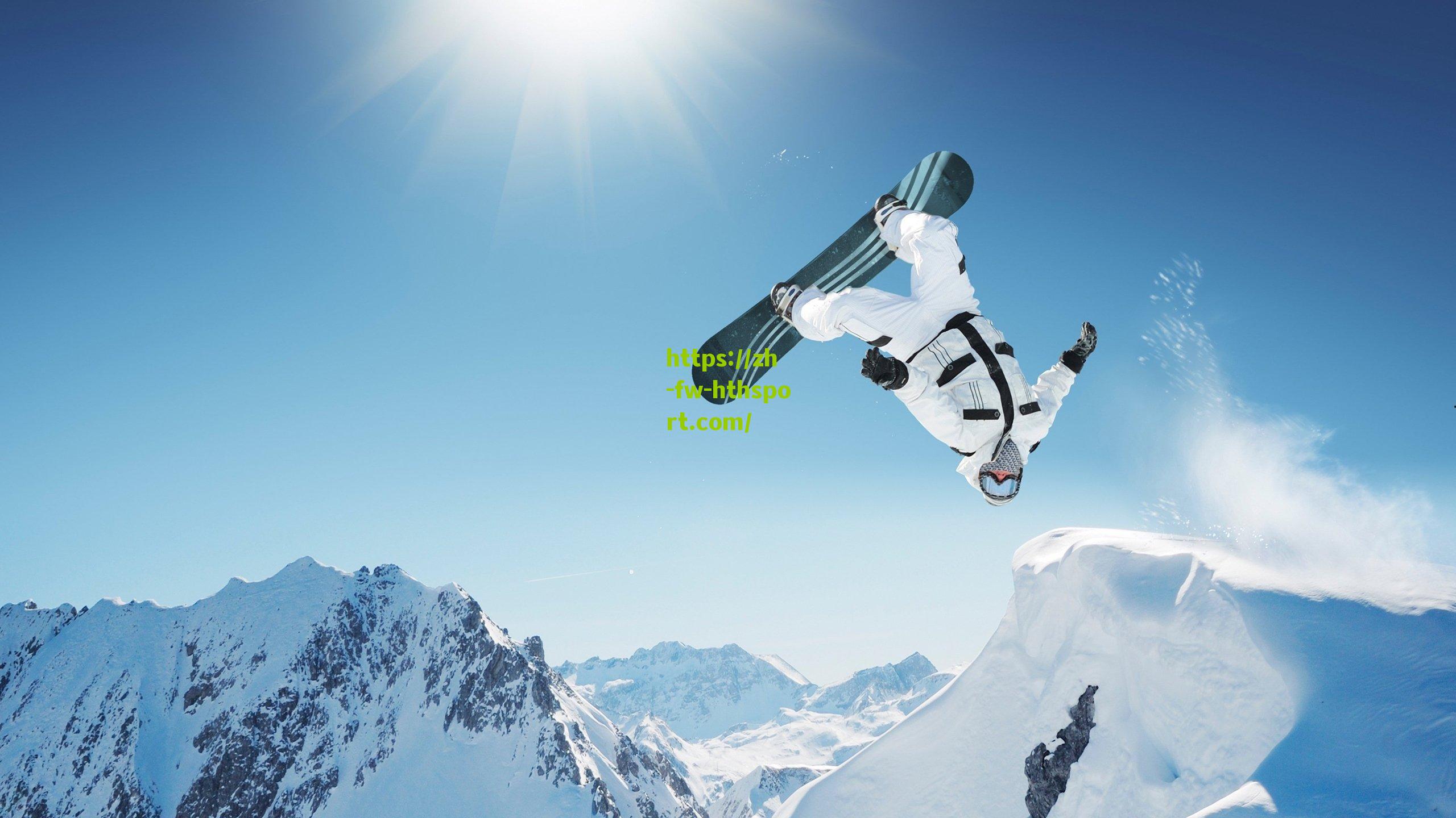 热火社媒发问，你对为球队效力第二年的米切尔有何期待？